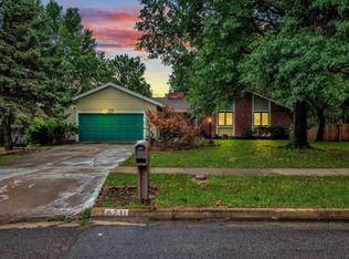 6231 SW 23rd St, Topeka, KS 66614