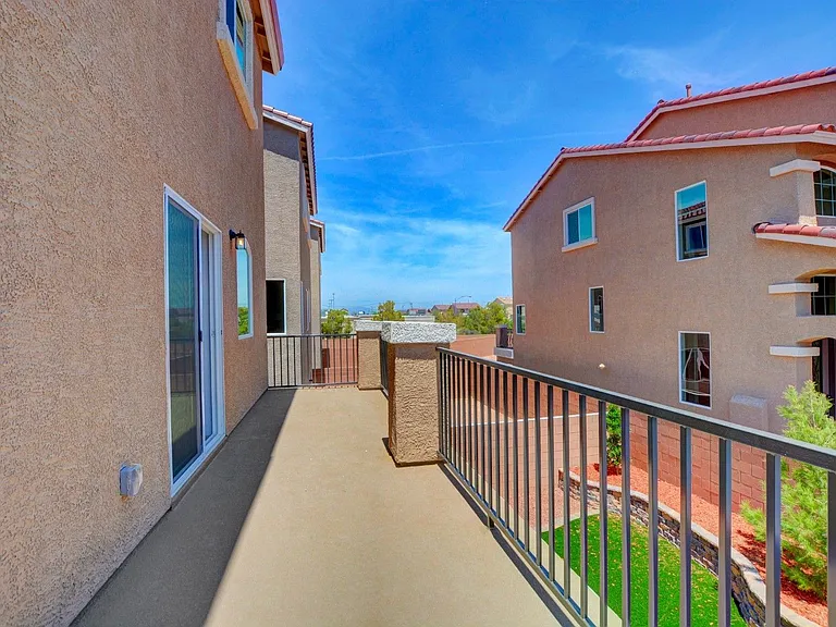 9824 Grey Sands St — Photo 17