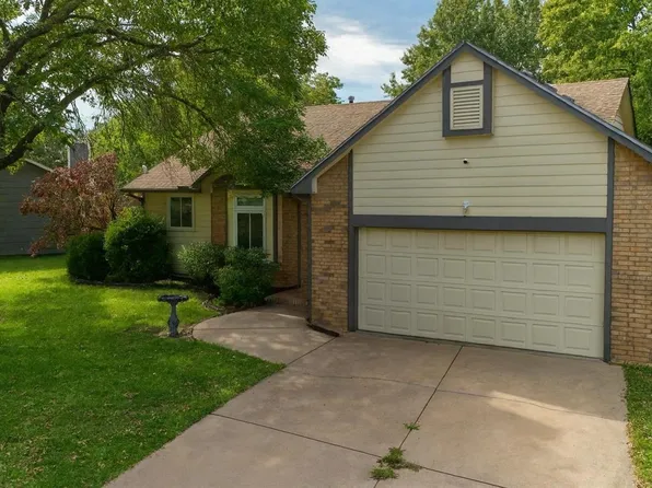 1817 N Northwest Pkwy, Wichita, KS 67212