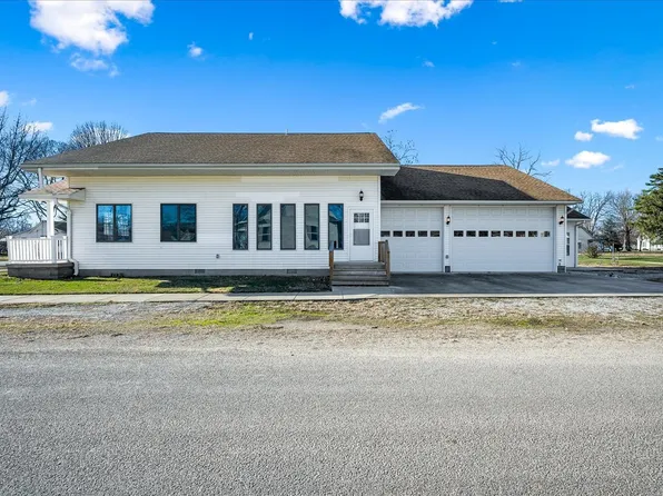 501 W Main St, Bethany, IL 61914