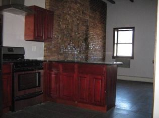 120 Rivington St, New York, NY 10002