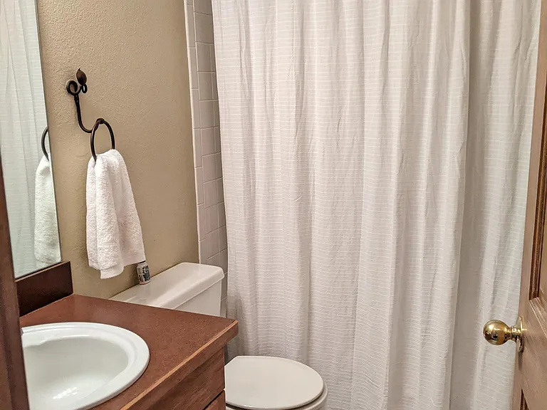 160B Rivercrest Dr #B — Photo 13