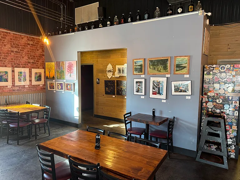 1104 E Main St — Photo 12
