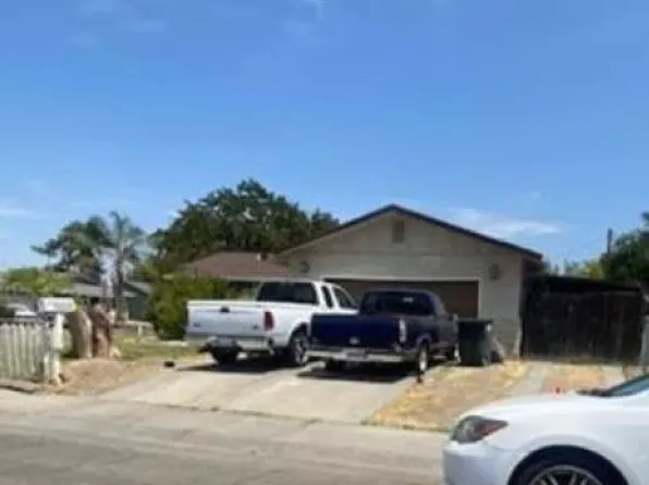 3238 Kinnaird Way, Sacramento, CA 95838