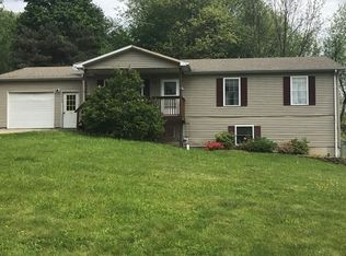 19 Spring St, Waverly, NY 14892