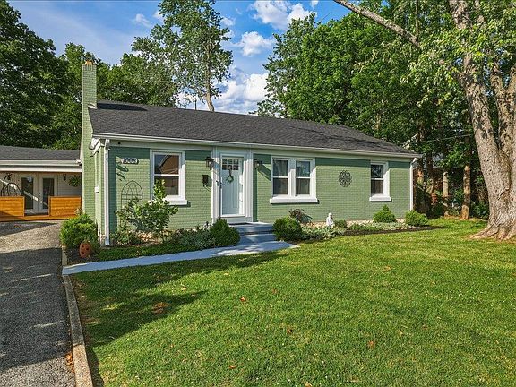 5th image of 1008 Liberty Way