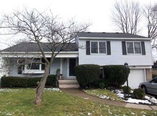 150 Fetzner Rd, Rochester, NY 14626