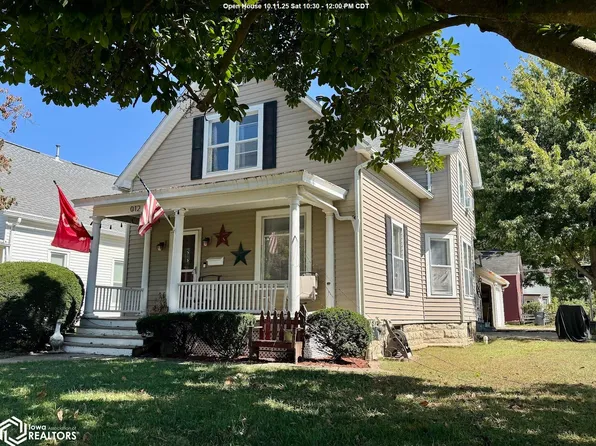 2012 Osborn St, Burlington, IA 52601