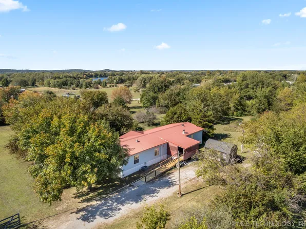 21355 E Robin Way, Claremore, OK 74019