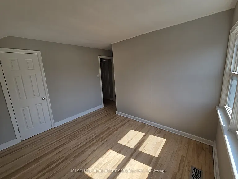 30 Sunnycrest Dr — Photo 15