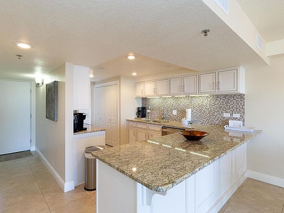 2nd image of 114 Mainsail Dr Unit 331