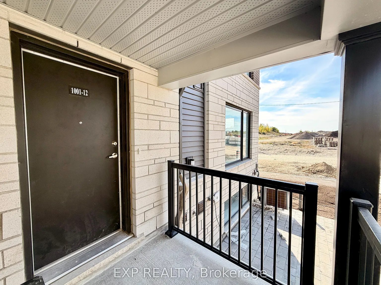 2 bed, $2,300 — Photo 3