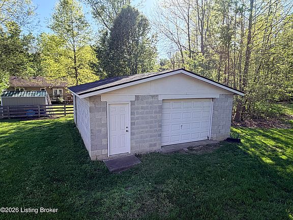 4th image of 1460 Martin Rd