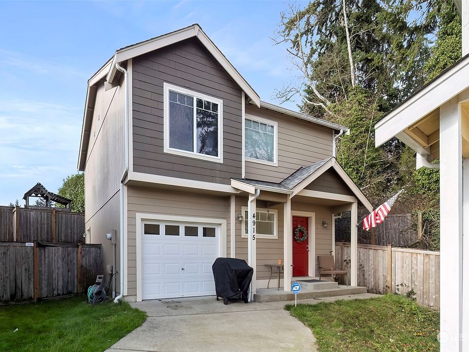 1st image of 4915 Bowwood Circle NE