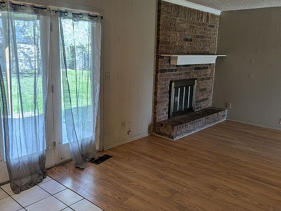 3rd image of 3631 S 106th East Ave
