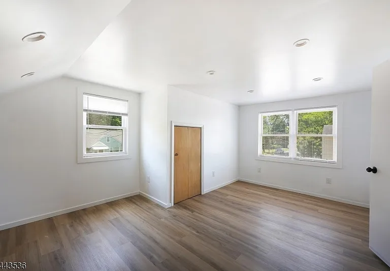 538 Dietz St — Photo 9
