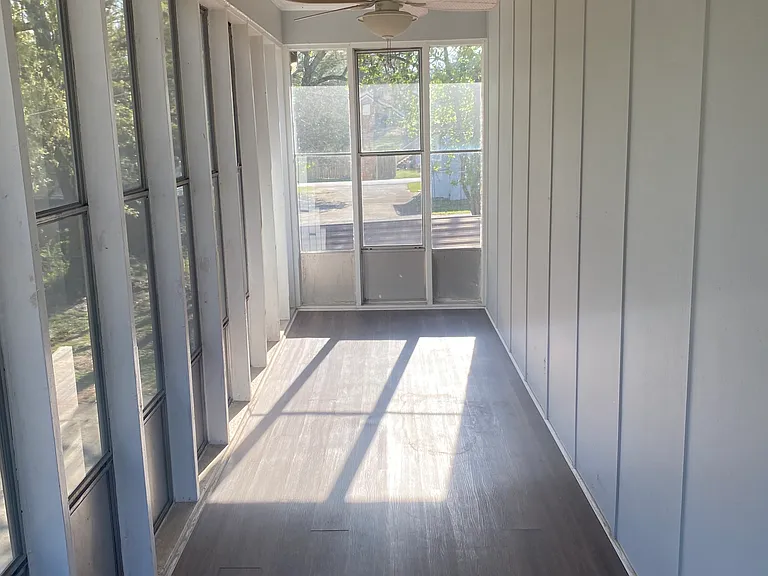 237 Belton Dr — Photo 7