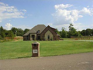 1st image of 12000 SE 105th Ct