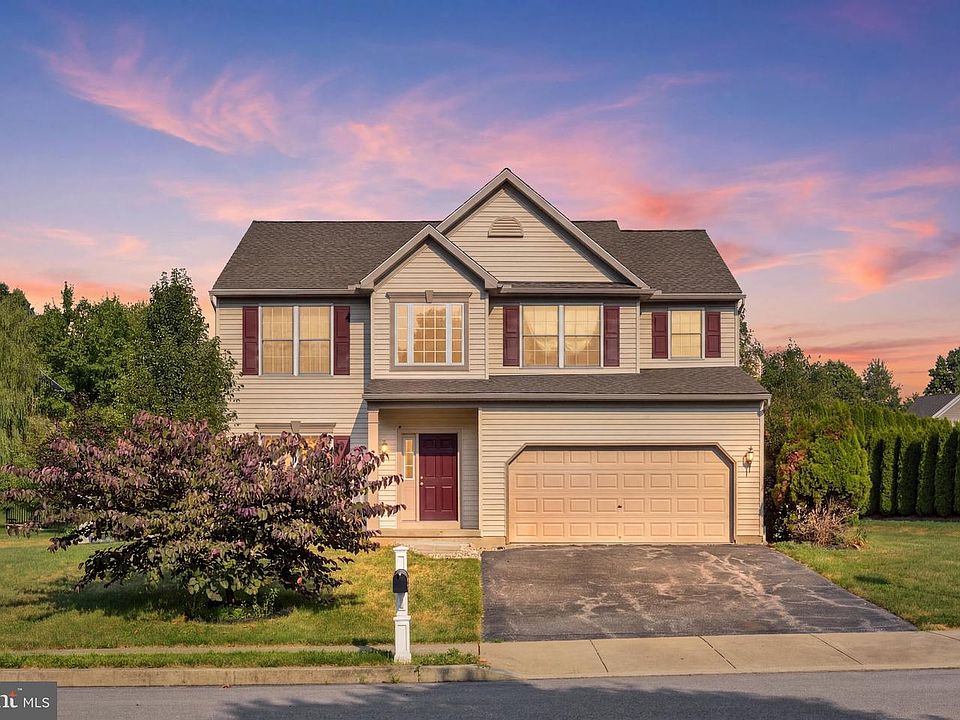 1st image of 14 Sweetbriar Ln #L-0010
