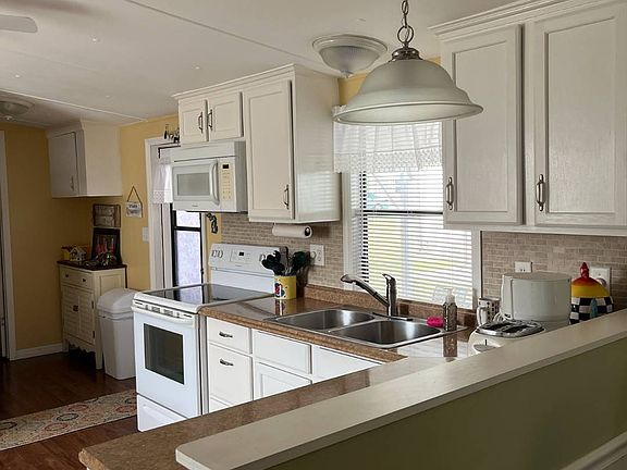 4th image of 1405 Whisper Cir #232