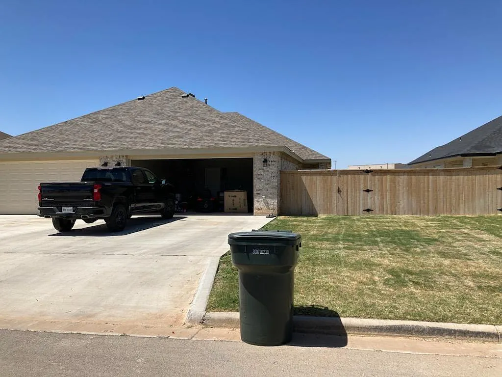 3 bed, 1535 sqft, $2,500 — Photo 2
