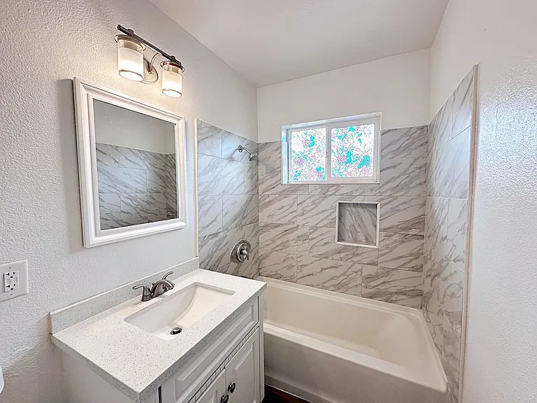 812 Bracken Ave — Photo 22