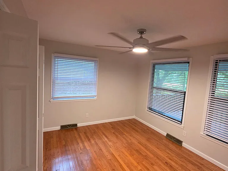 1007 S Water St — Photo 31