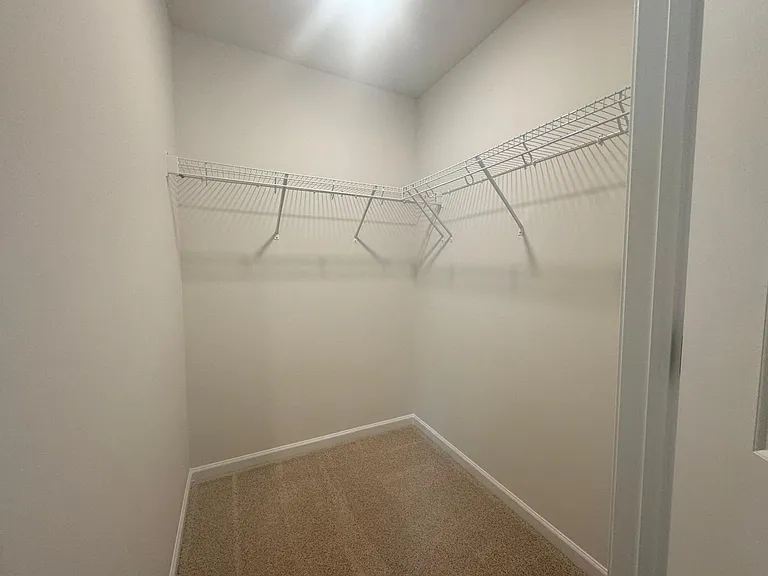 210 Palm Dr — Photo 13
