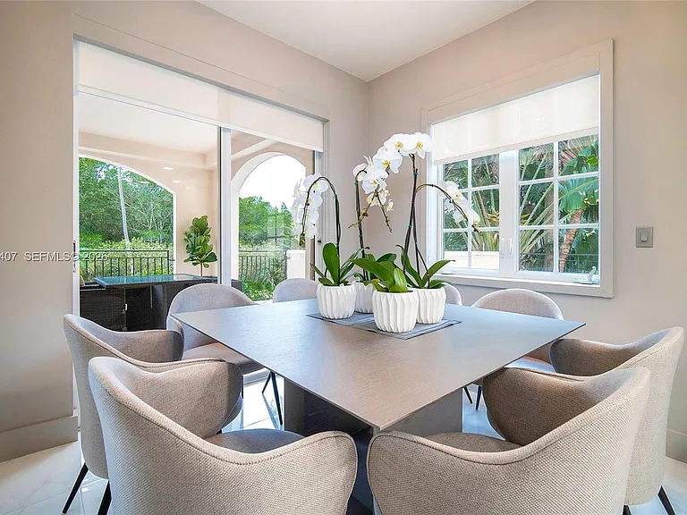 19211 Fisher Island Dr #19211 — Photo 12