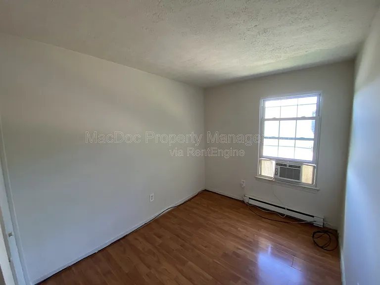 624 Highview Ct — Photo 14