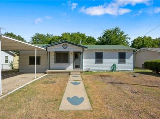 407 Oscar St, Taylor, TX 76574