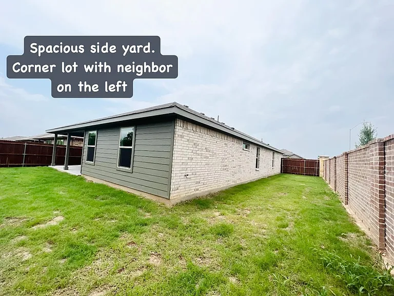 8848 Playmoor Dr — Photo 28