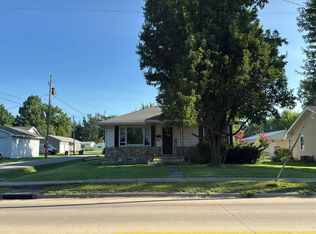 1002 W Boulevard St, Marion, IL 62959