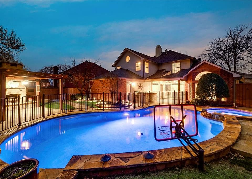 1st image of 939 Heatherglen Ct