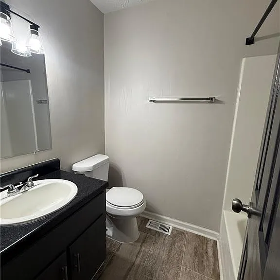 6458 Bedford Ln — Photo 10