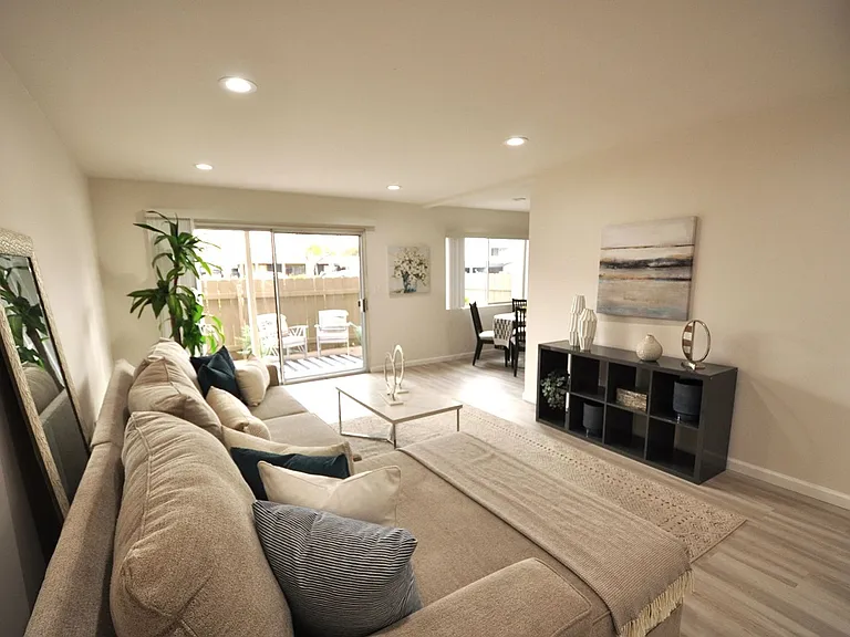 Westgate Apartments in Linda Vista — Photo 4