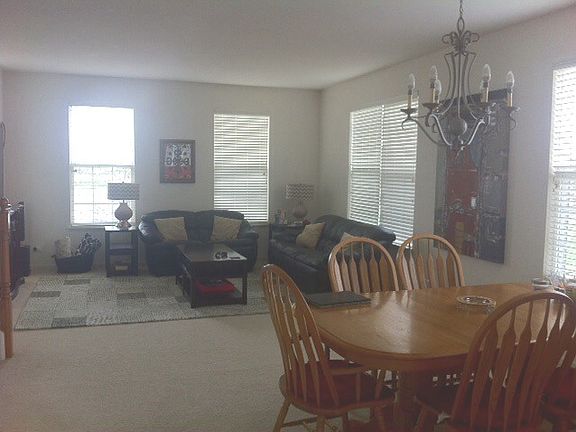 5th image of 4123 Milford Ln