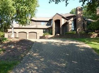 2165 Chardonnay Cir, Gibsonia, PA