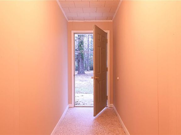 4th image of 435 Sherwood Dr