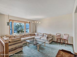 1465 Cedarhurst Dr, Toms River, NJ