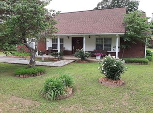 202 Altman Dr, Mountain View, AR 72560