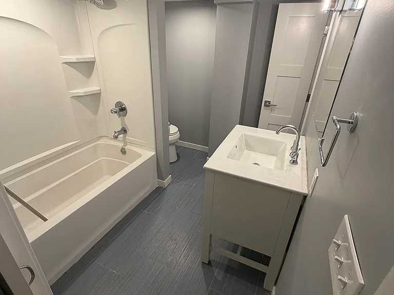 2301 McKinley St NE #UPPER — Photo 16