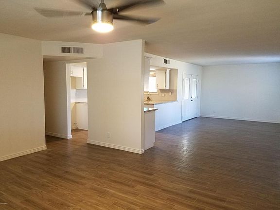 5th image of 3618 S Margo Dr