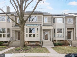 10 Stridesham Ct, Baltimore, MD 21209