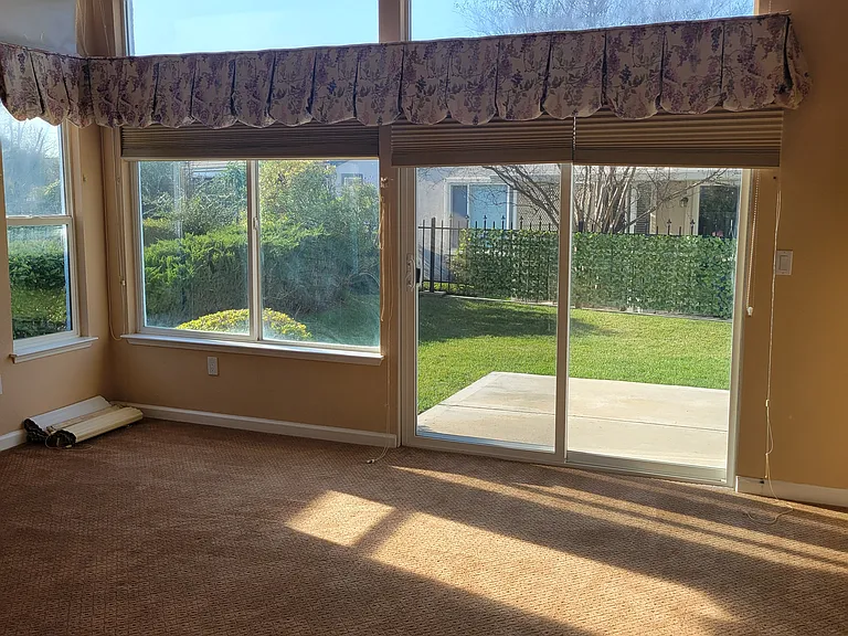 723 Deerfield Way — Photo 17