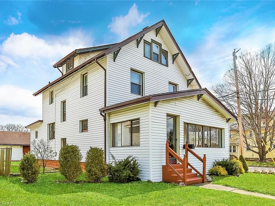1st image of 37 5th St NE