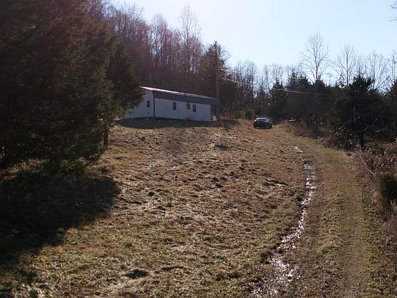 3rd image of 1131 Poplar Flat Rd
