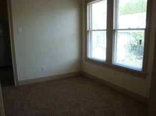 421 11th Ave N, Texas City, TX 77590