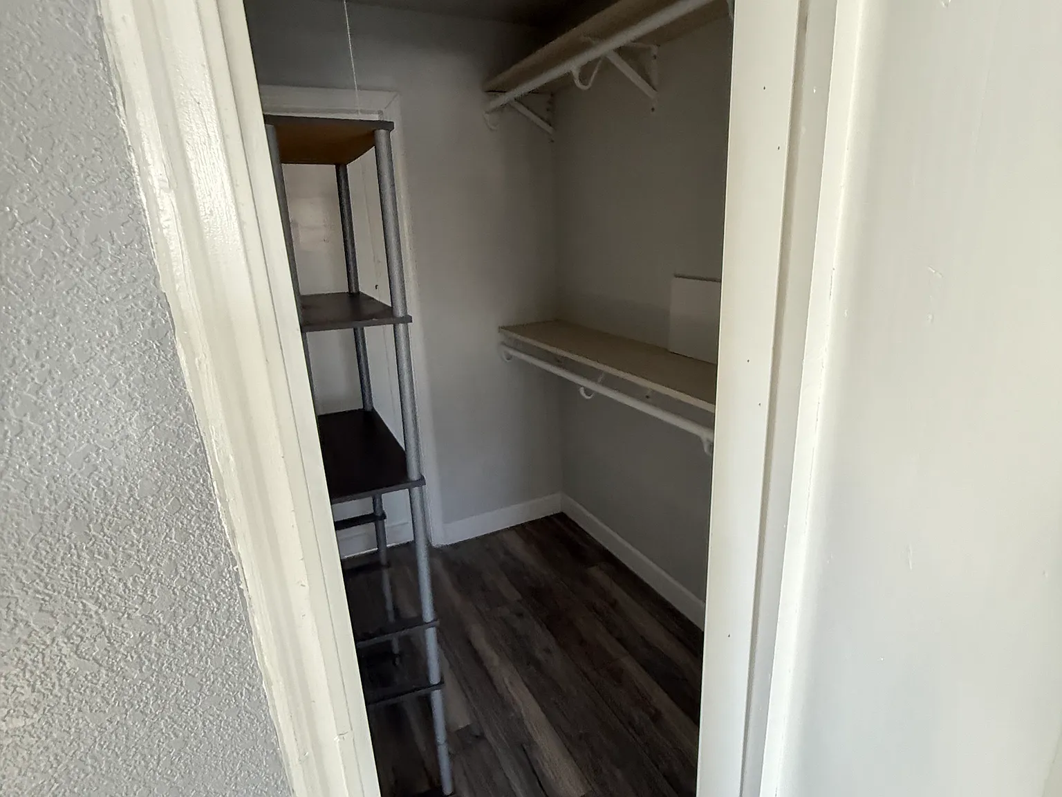2 bed, 1300 sqft, $975 — Photo 4