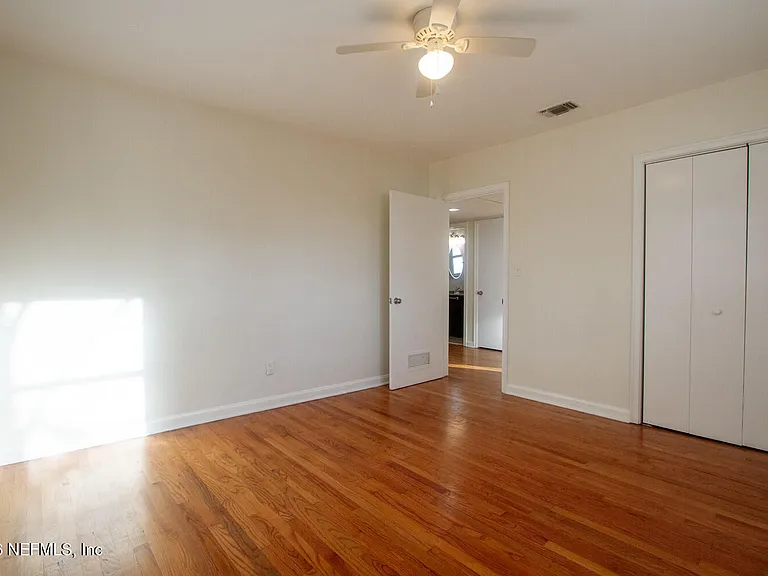 5072 French St — Photo 10